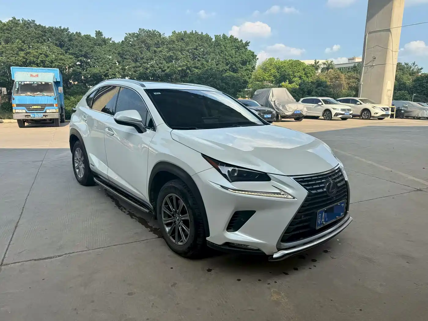 Lexus NX 2018 Model 300h FWD Fengshang Edition China V фото 2