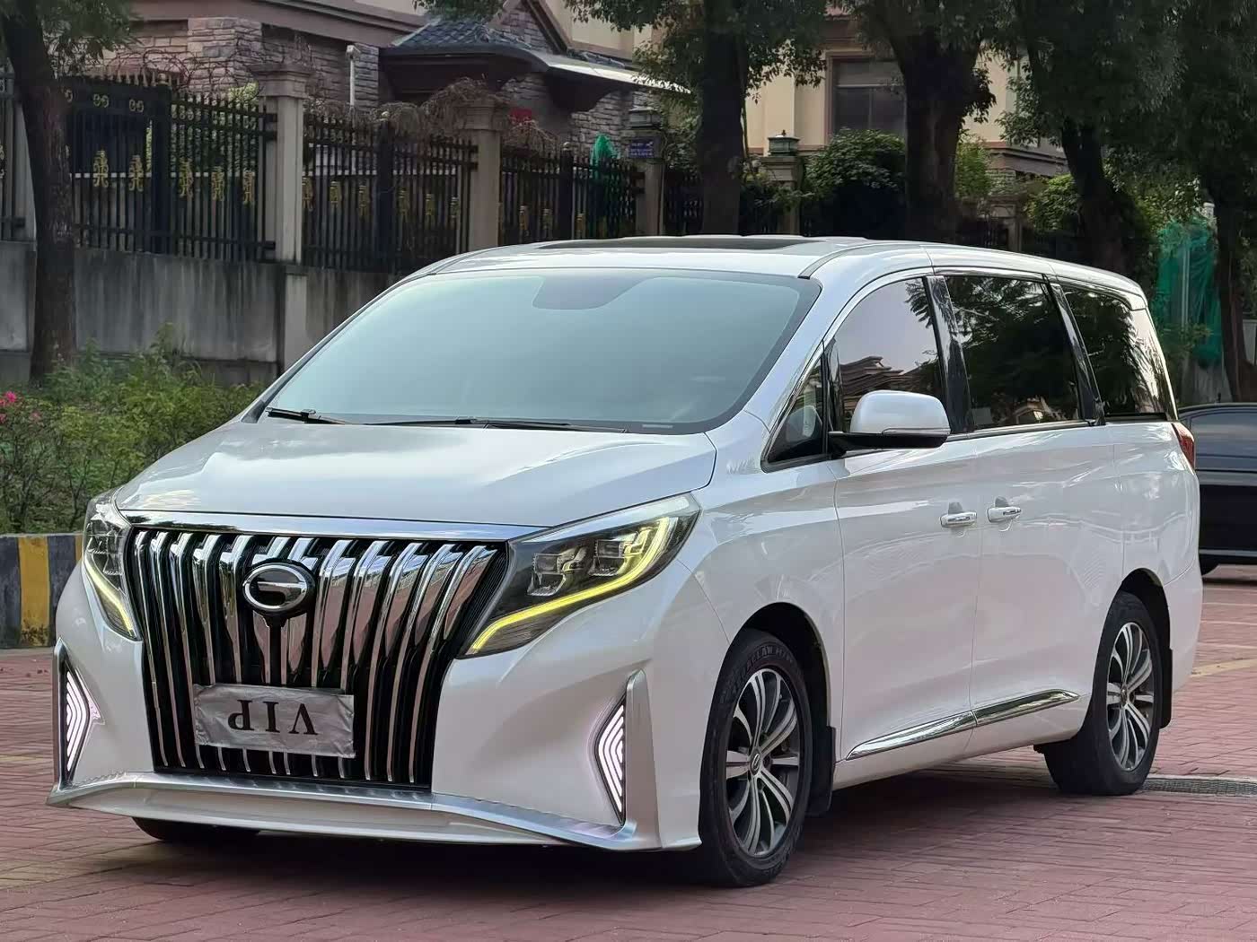 GAC Trumpchi Trumpchi M8