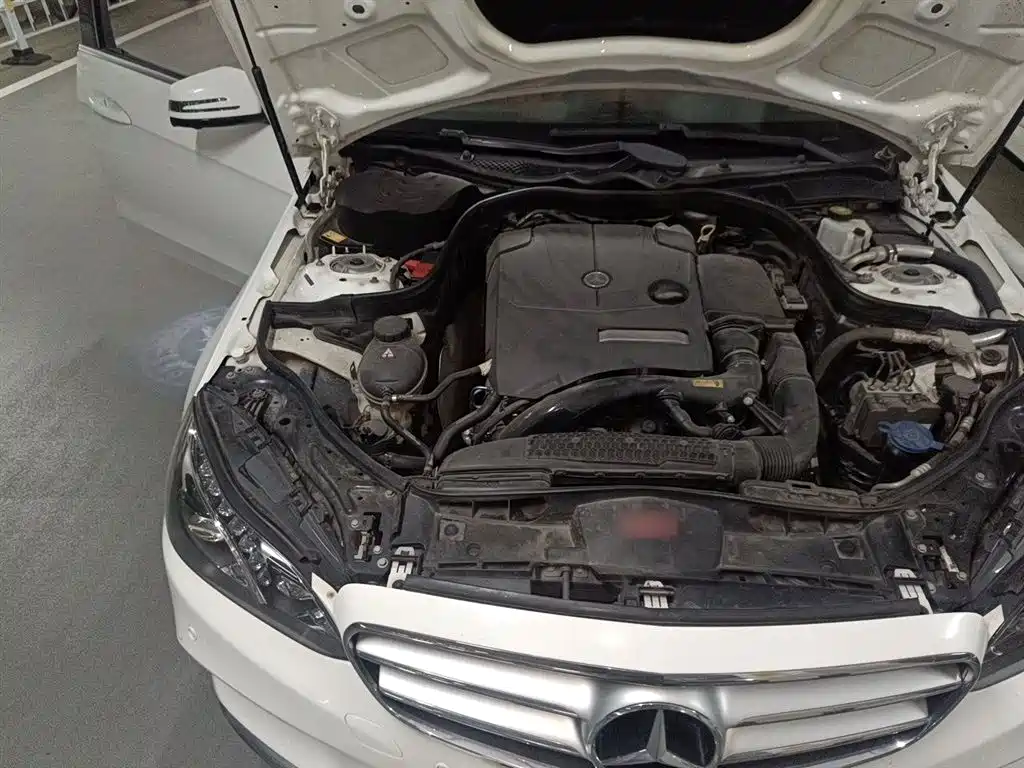 Mercedes-Benz E-Class 2015 Facelift E 260 L Sport Luxury фото 21