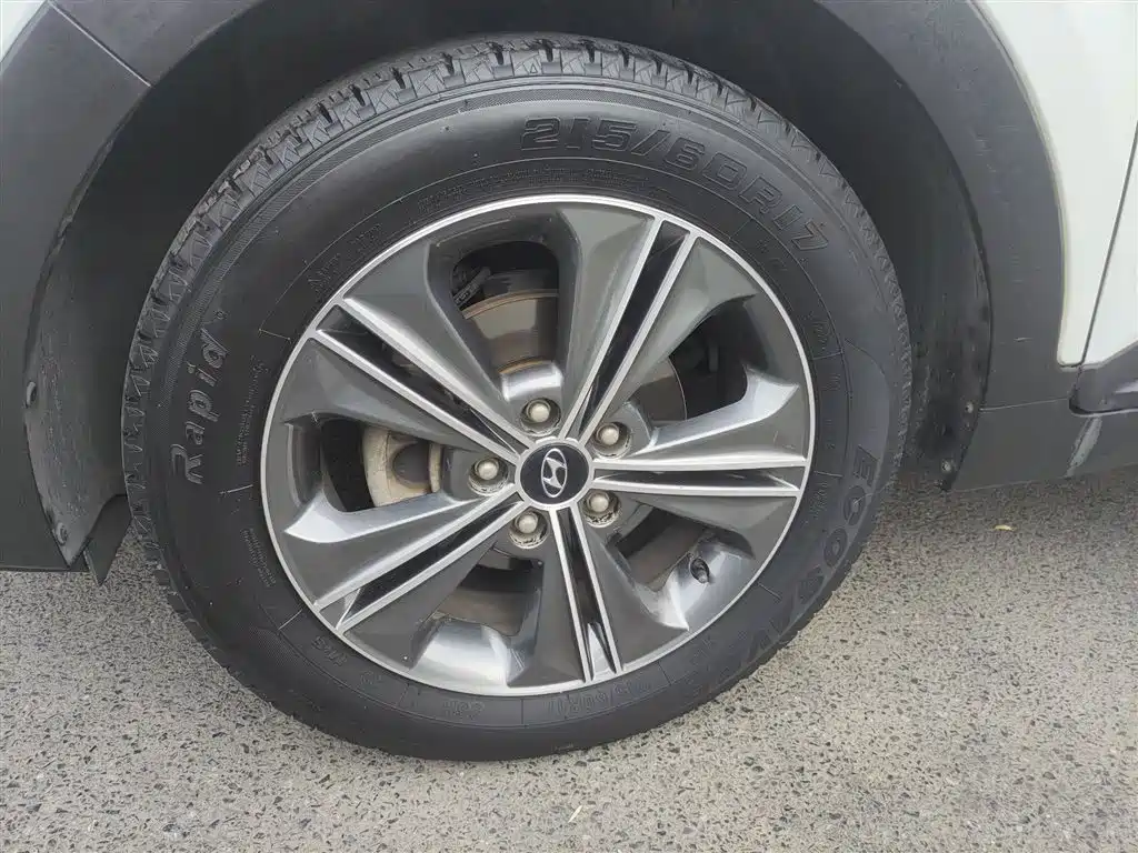 Hyundai Beijing Hyundai ix25 2015 1.6L Automatic 2WD Smart GLS фото 25