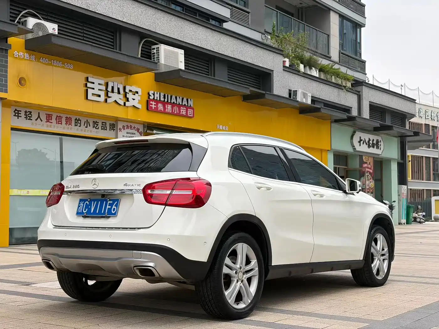 Mercedes-Benz GLA (Import) 2015 GLA 200 фото 7