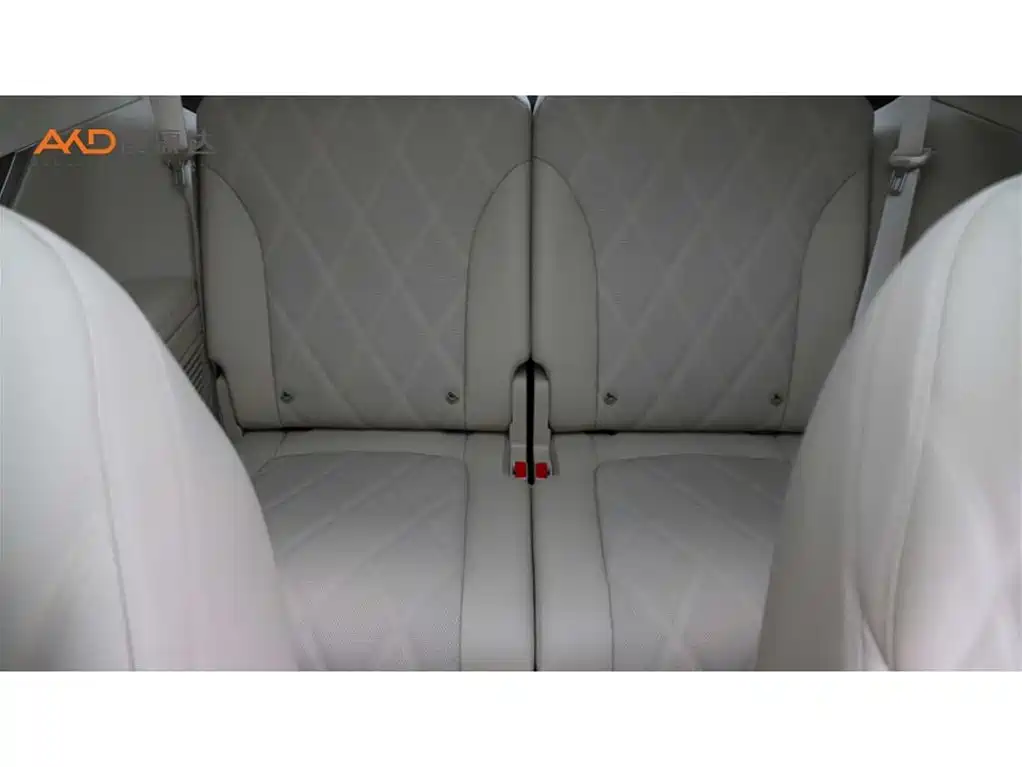 AITO Wenjie AITO M9 2025 Extended Range Ultra 52kWh 6-Seater фото 9