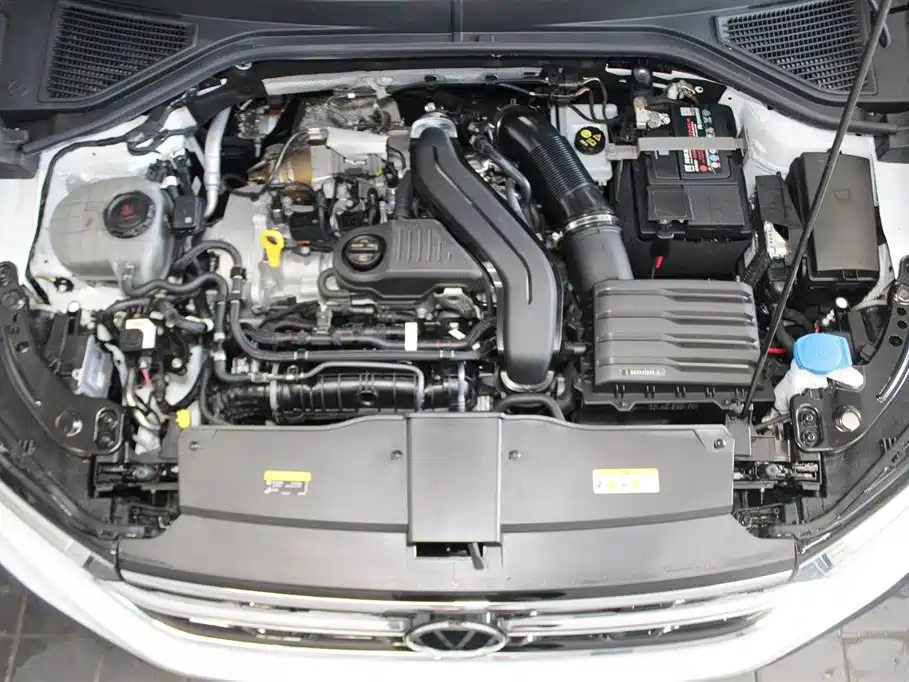 VOLKSWAGEN T-ROC EXPLORING SONGS