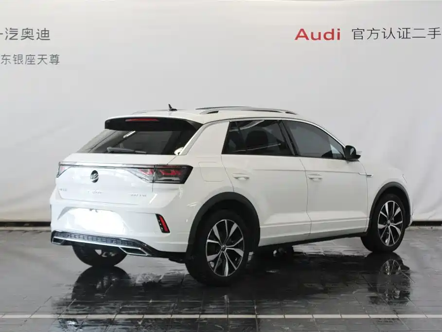 VOLKSWAGEN T-ROC EXPLORING SONGS