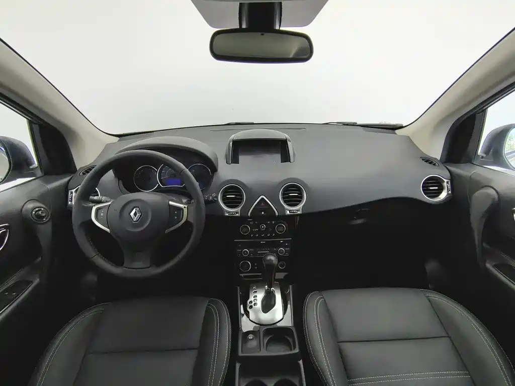 Renault Koleos (Import) 2014 2014 2.5L 4WD Comfort Edition