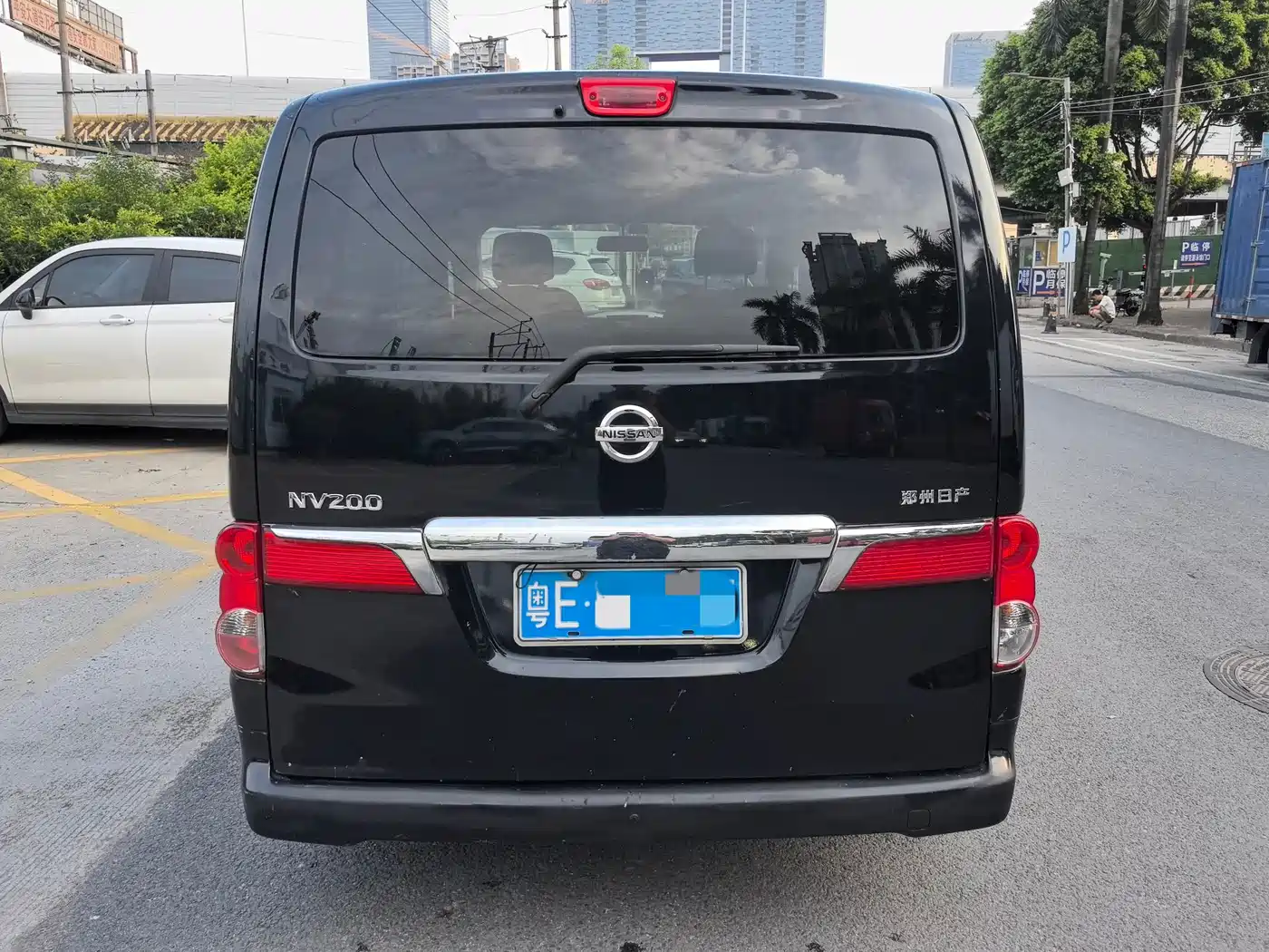 Nissan NV200 2013 2013 1.6L Premium (China IV)