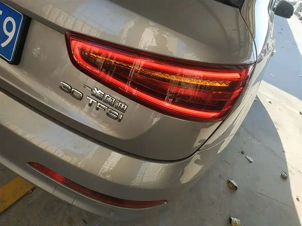 Audi Q3 2015 30 TFSI Comfort фото 24