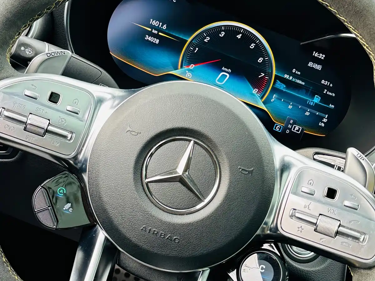 Mercedes-Benz C-Class AMG 2021 AMG C 63 Coupe Night Special Edition фото 14