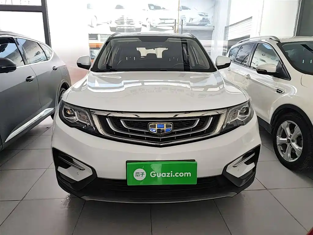 Фото 3 - Geely Atlas