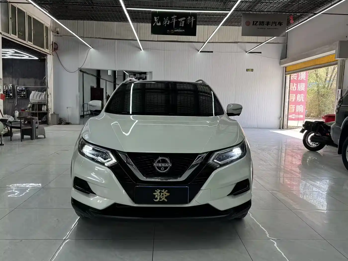 NISSAN QASHQAI