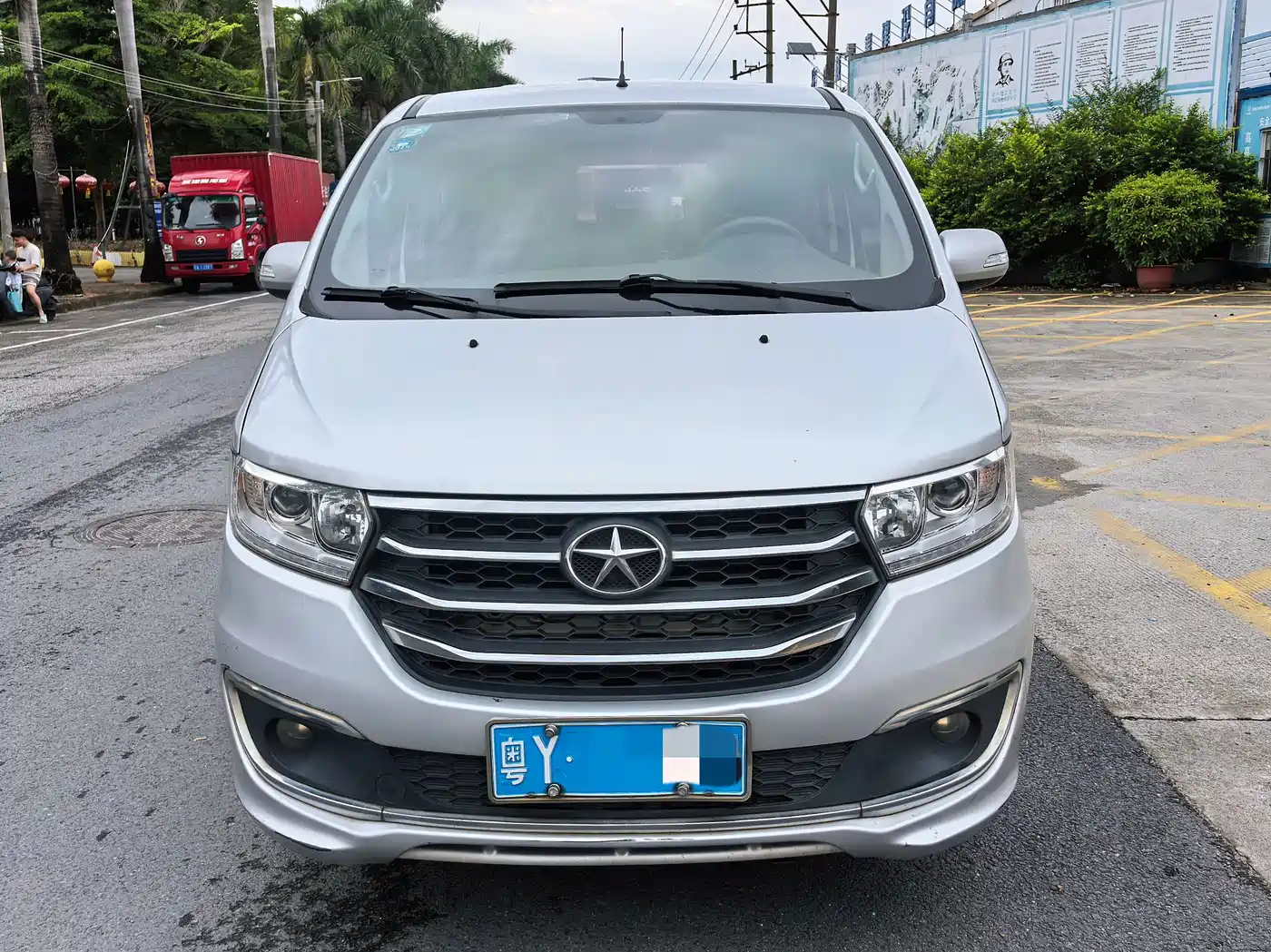 JAC Refine M3 2017 2016 IKEA Edition 1.6L Luxury Smart