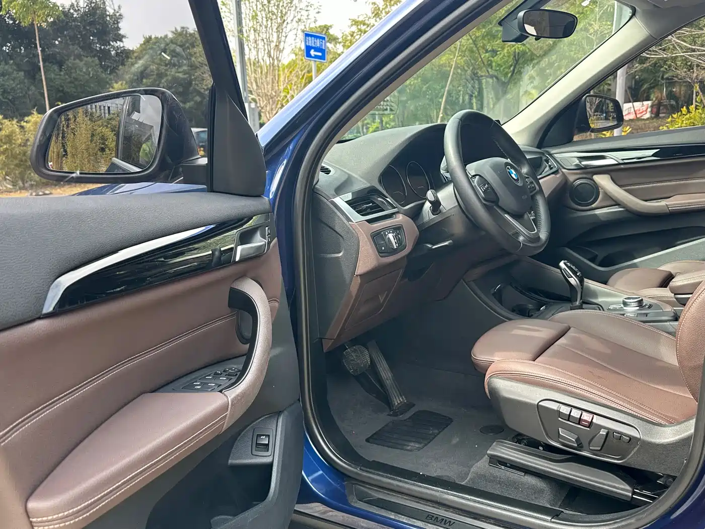 BMW X1 2020 sDrive25Li Leading Model фото 9