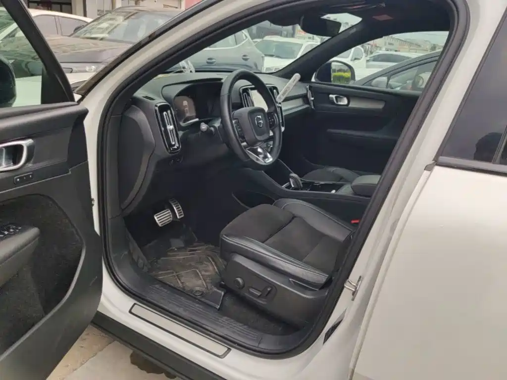 Volvo XC40 New Energy 2022 2022 Long Range Edition