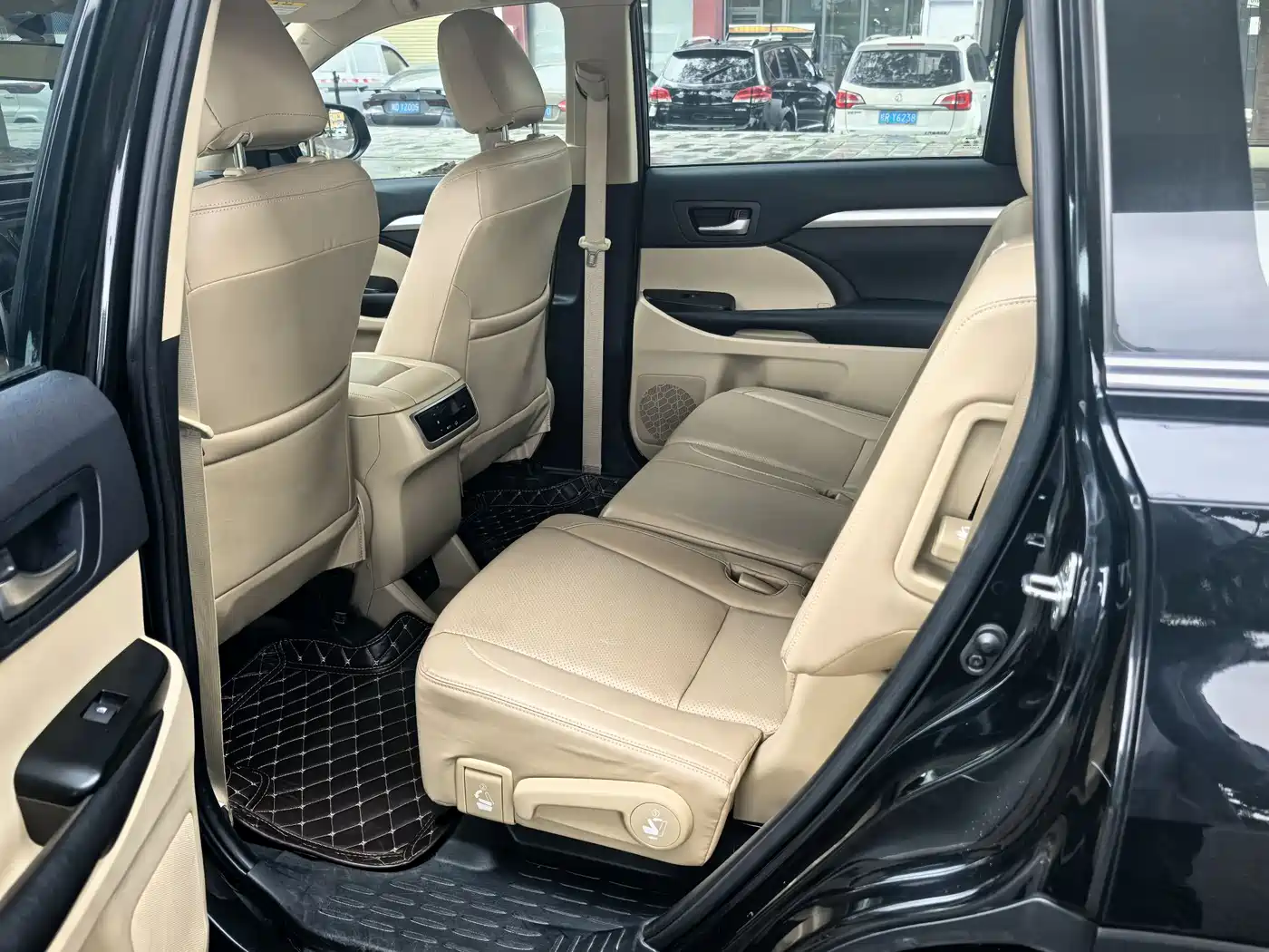 Toyota Highlander 2021 2.0T AWD Elite 7-Seater фото 11