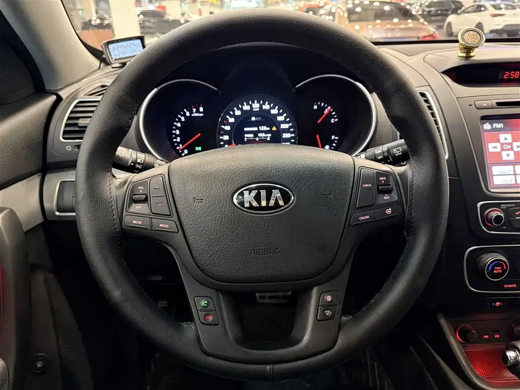 Kia Sorento 2014 2013 2.4L 7-seater Gasoline Premium Version China IV