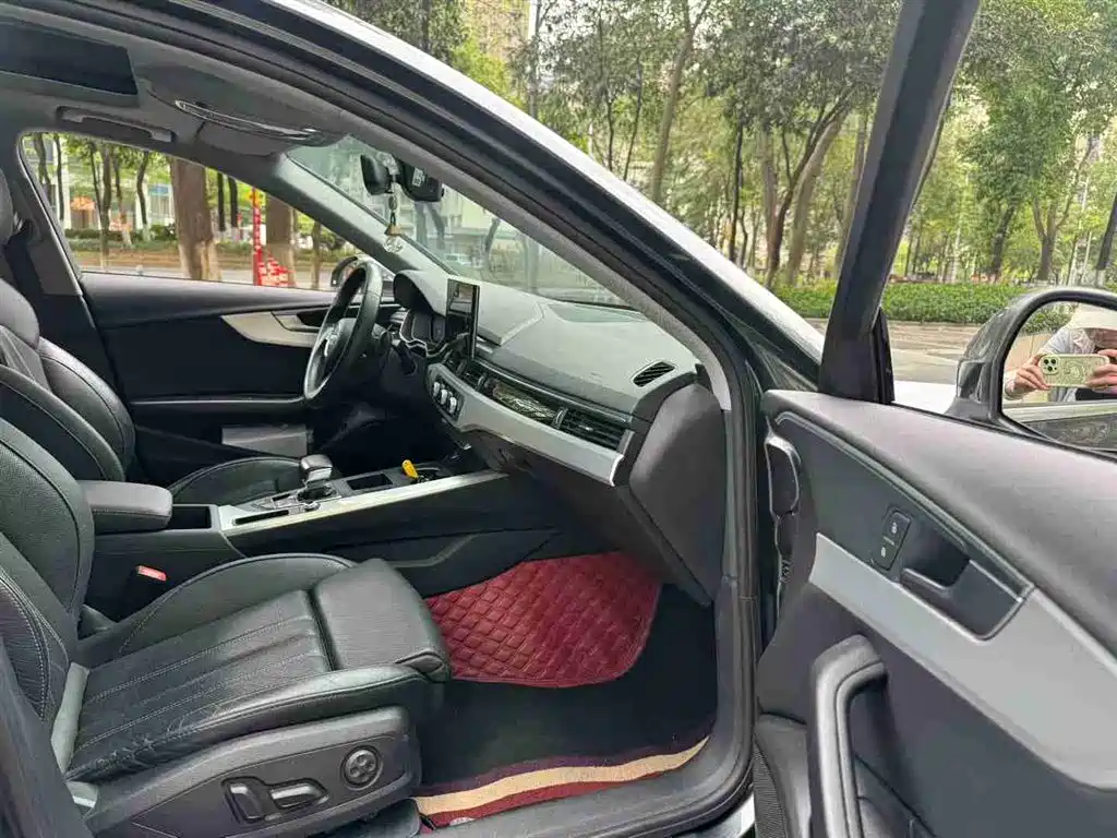 Audi A4L 2020 40 TFSI Fashion Dynamic Edition фото 8