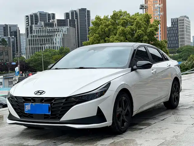 MODERN ELANTRA 2023