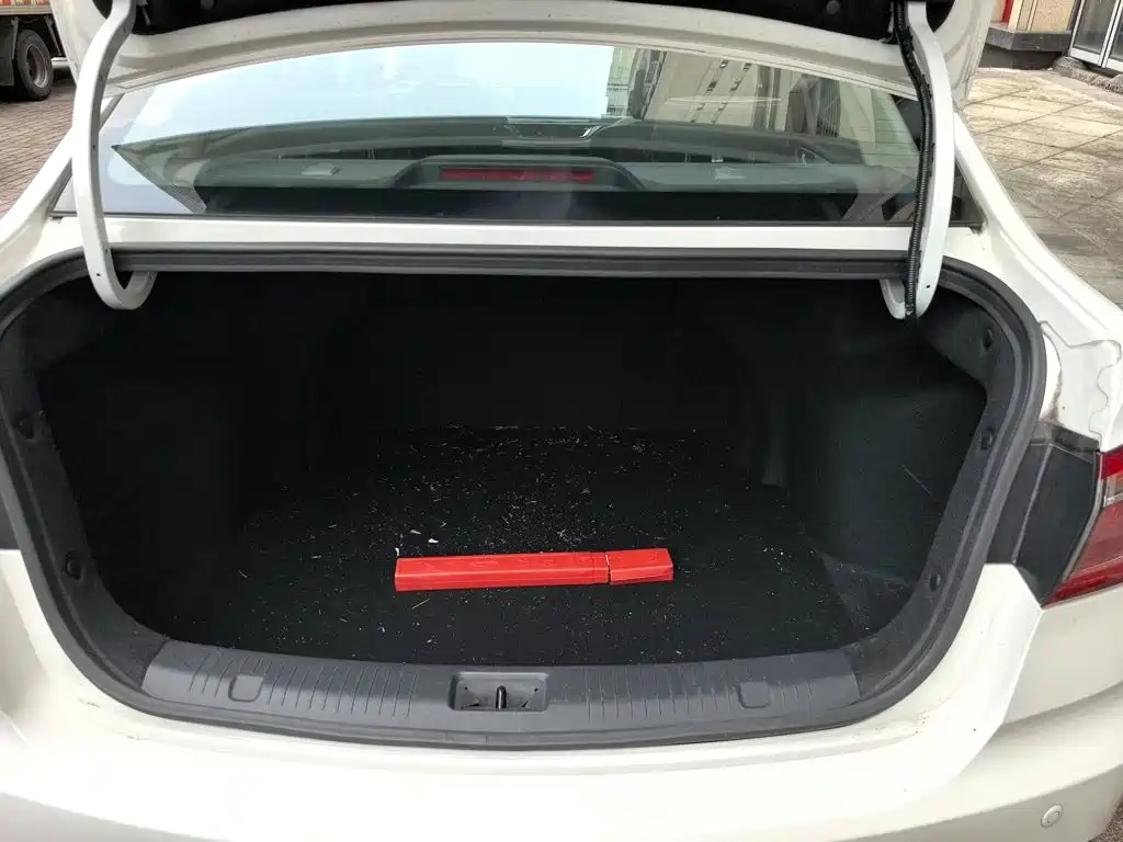 Changan Eado DT 2019 2019 1.6L Manual Premium Edition China VI