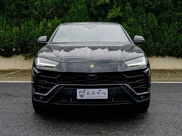 2024 Lamborghini Urus