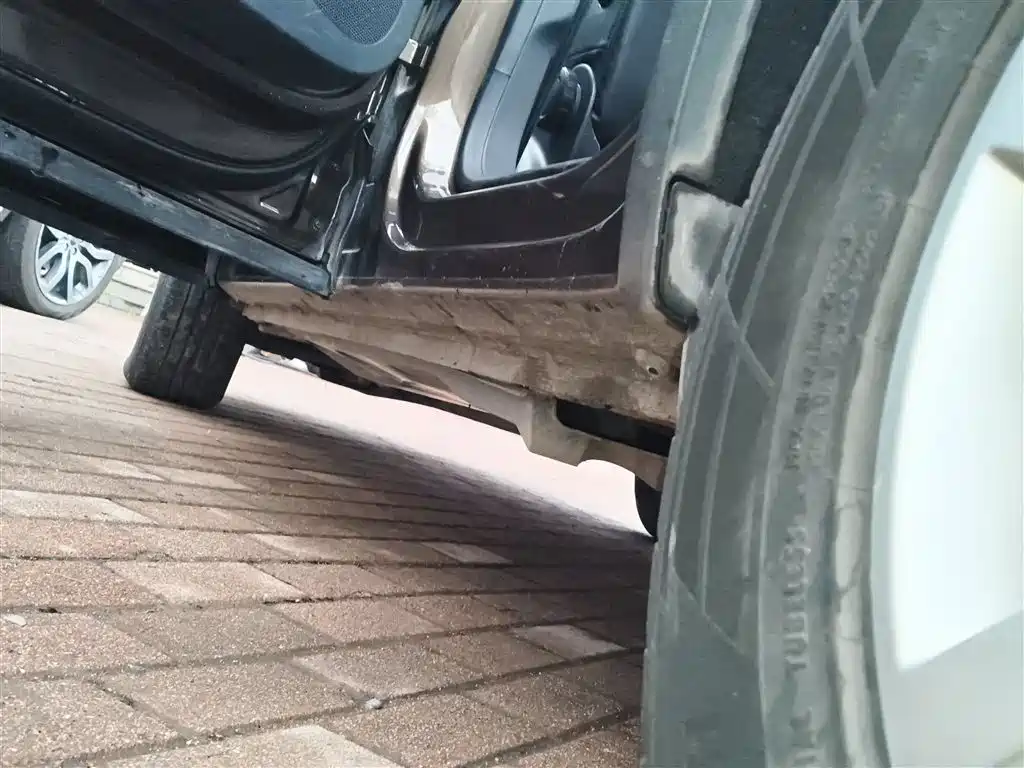 Volkswagen Tiguan 2015 1.8TSI Automatic 2WD Trendline фото 21