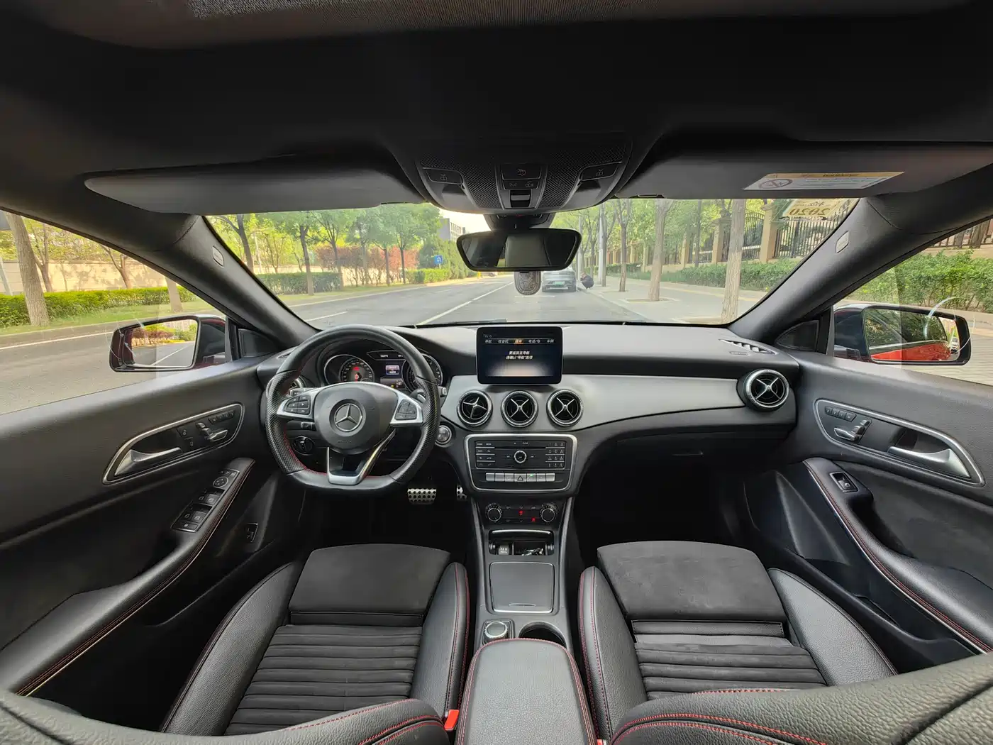 Mercedes-Benz CLA (Import) 2017 CLA 220 4MATIC фото 11