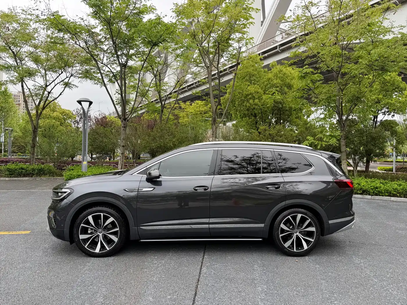 Volkswagen Talagon 2022 530TSI 4WD Flagship Victory Pro Edition 6-seater фото 4