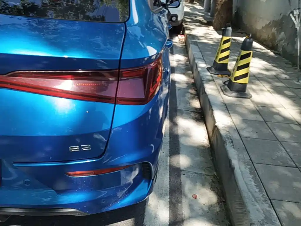Фото 8 - BYD e2