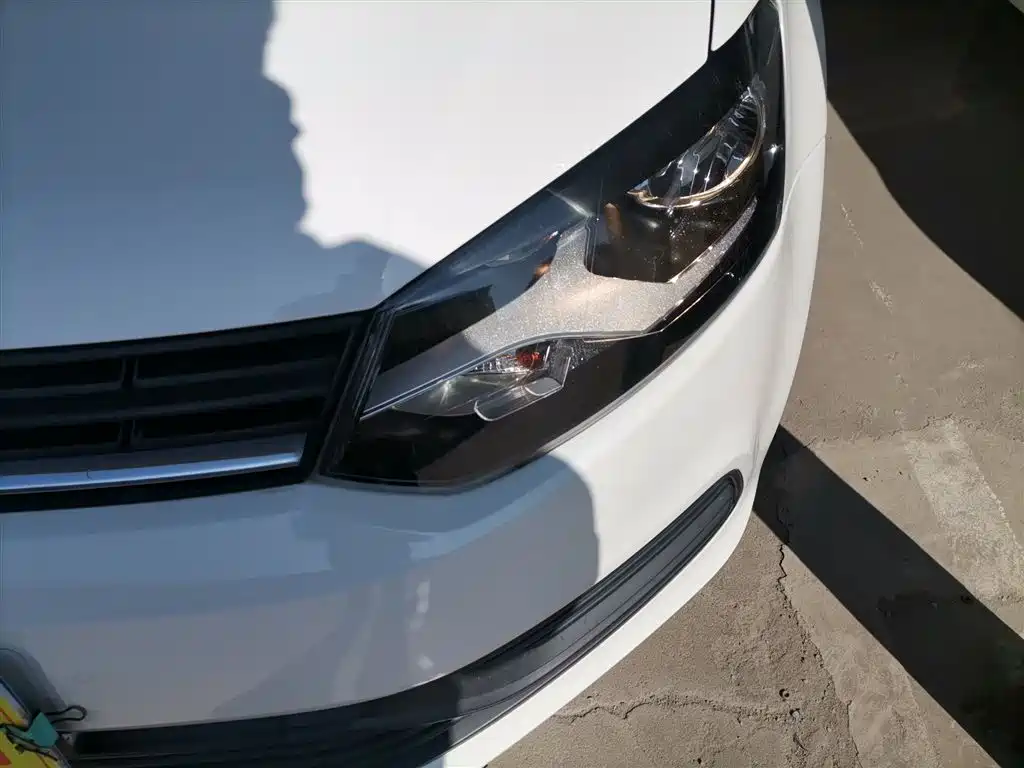 Volkswagen Polo 2016 1.4L Manual Trend фото 24