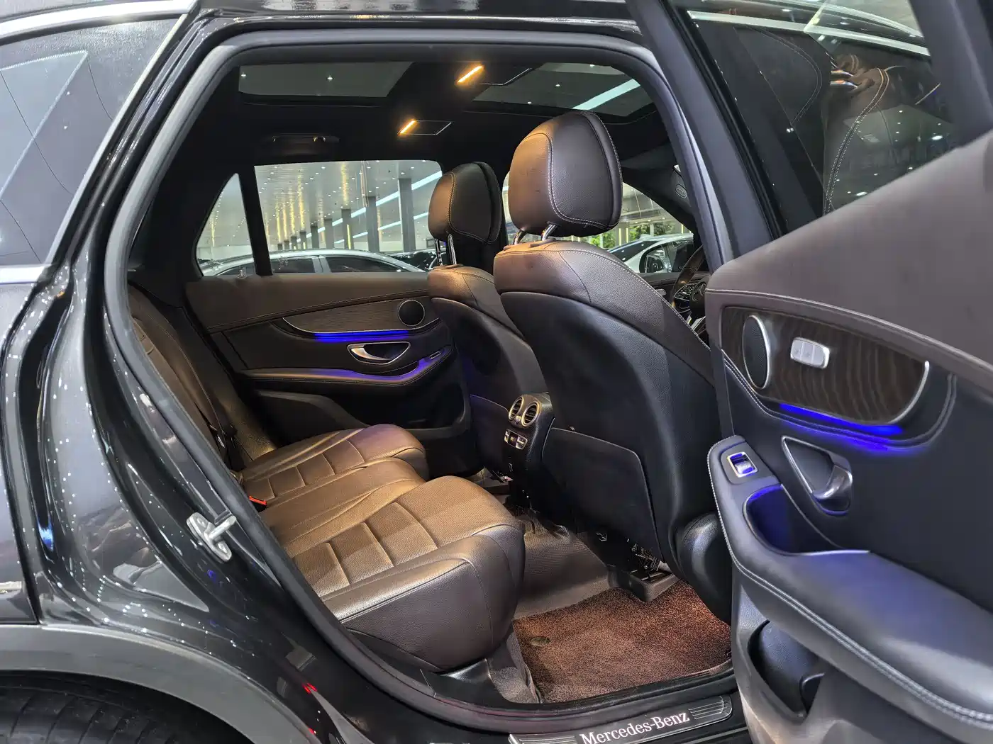 Mercedes-Benz GLC 2020 Facelift GLC 300 L 4MATIC Dynamic фото 7