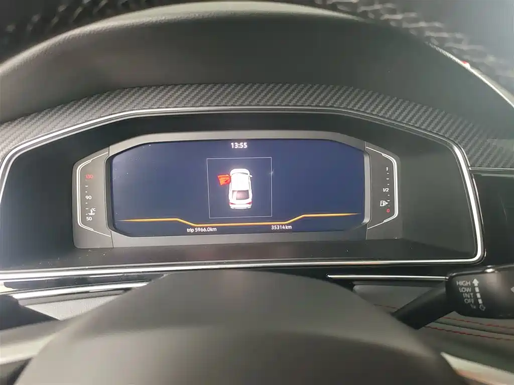 Volkswagen Tiguan X 2022 330TSI 2WD Flagship Edition фото 3
