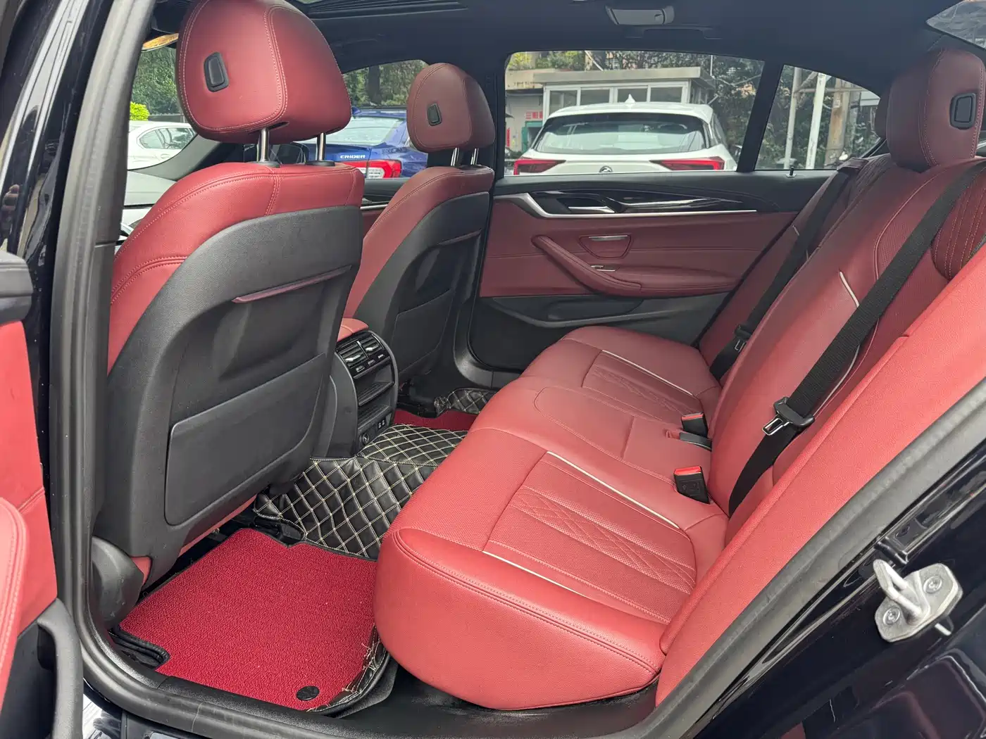 BMW 5 Series 2021 525Li M Sport Package фото 6