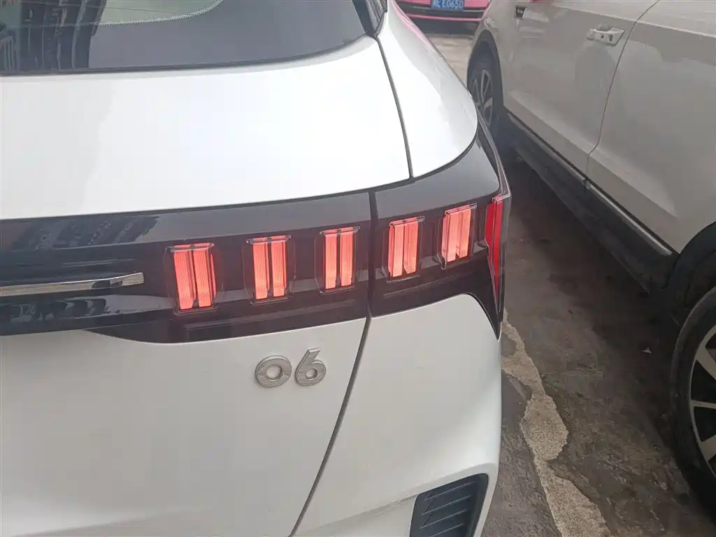 Lynk & Co 06 2020 1.5T Power Pro фото 8