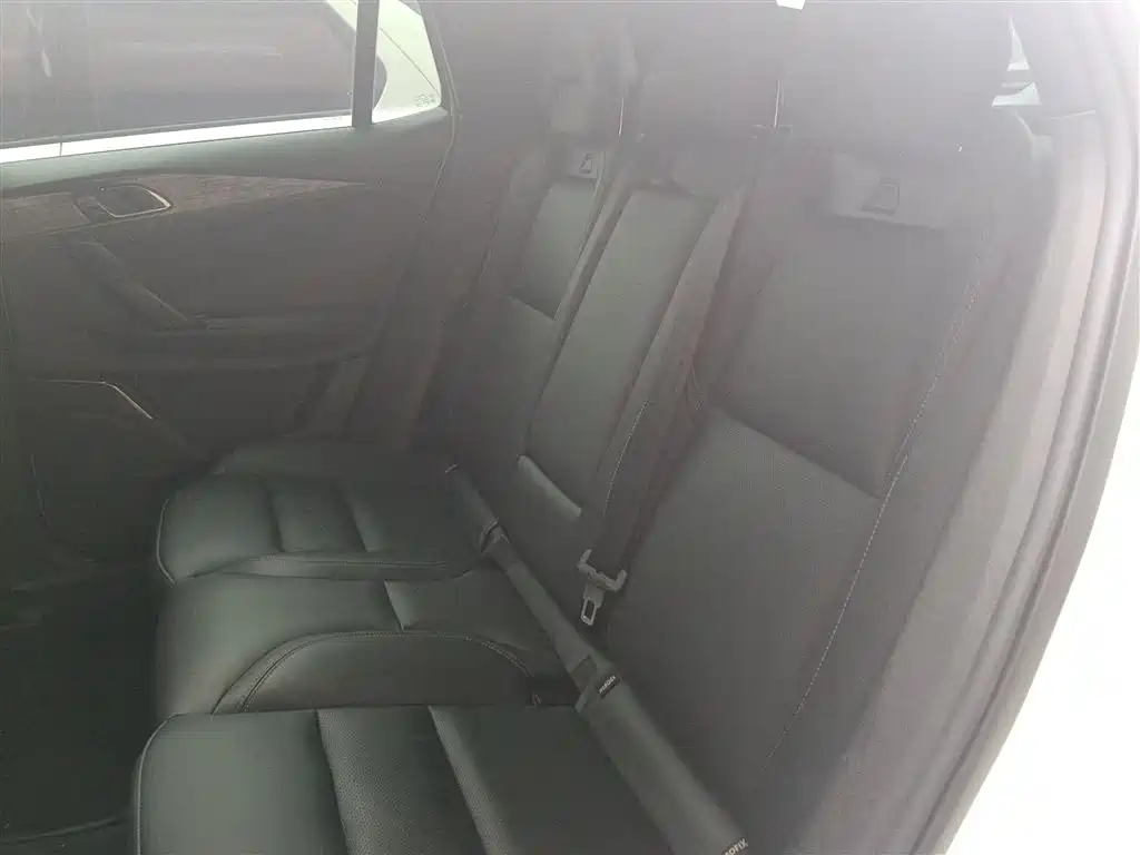 Lynk & Co 06 2020 1.5T Power Pro фото 17