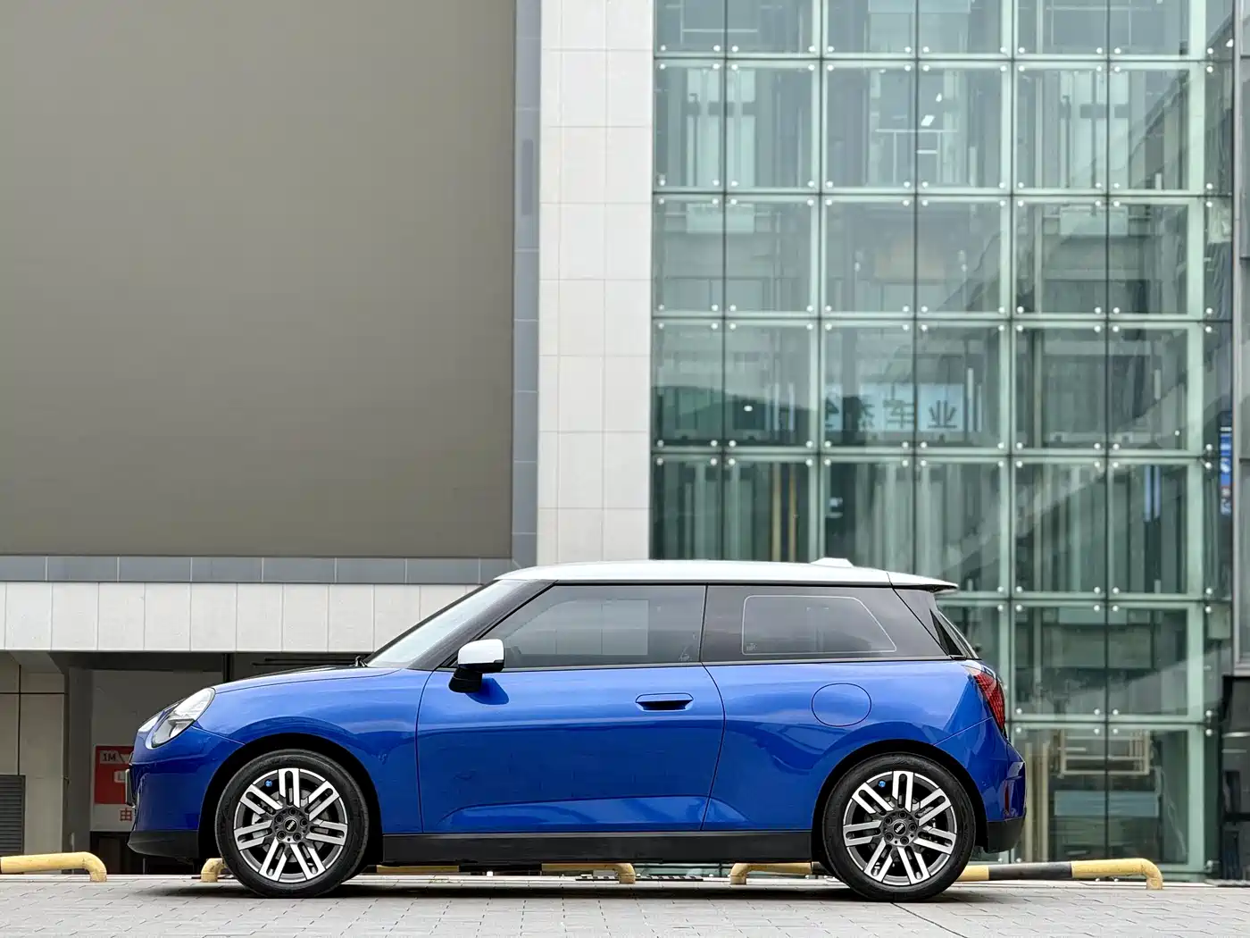MINI ELECTRIC  COOPER