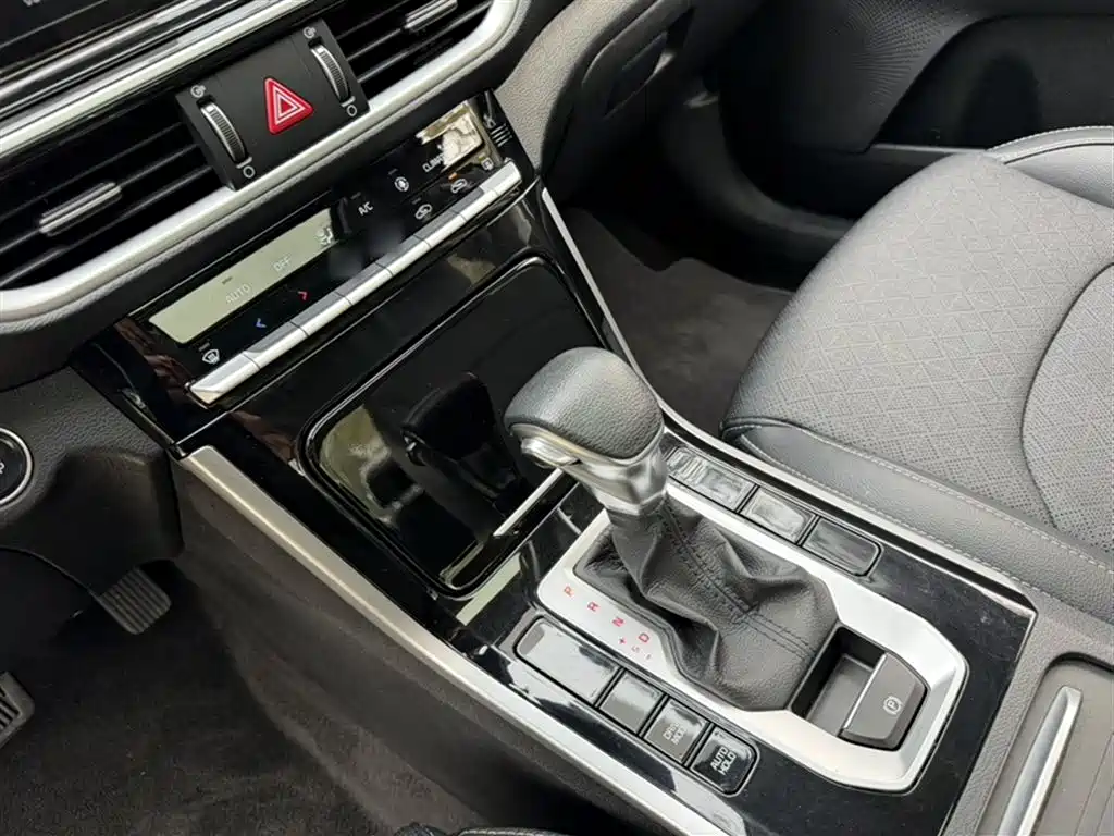 Kia K3 2021 Facelift 1.5L CVT Fashion Edition фото 14