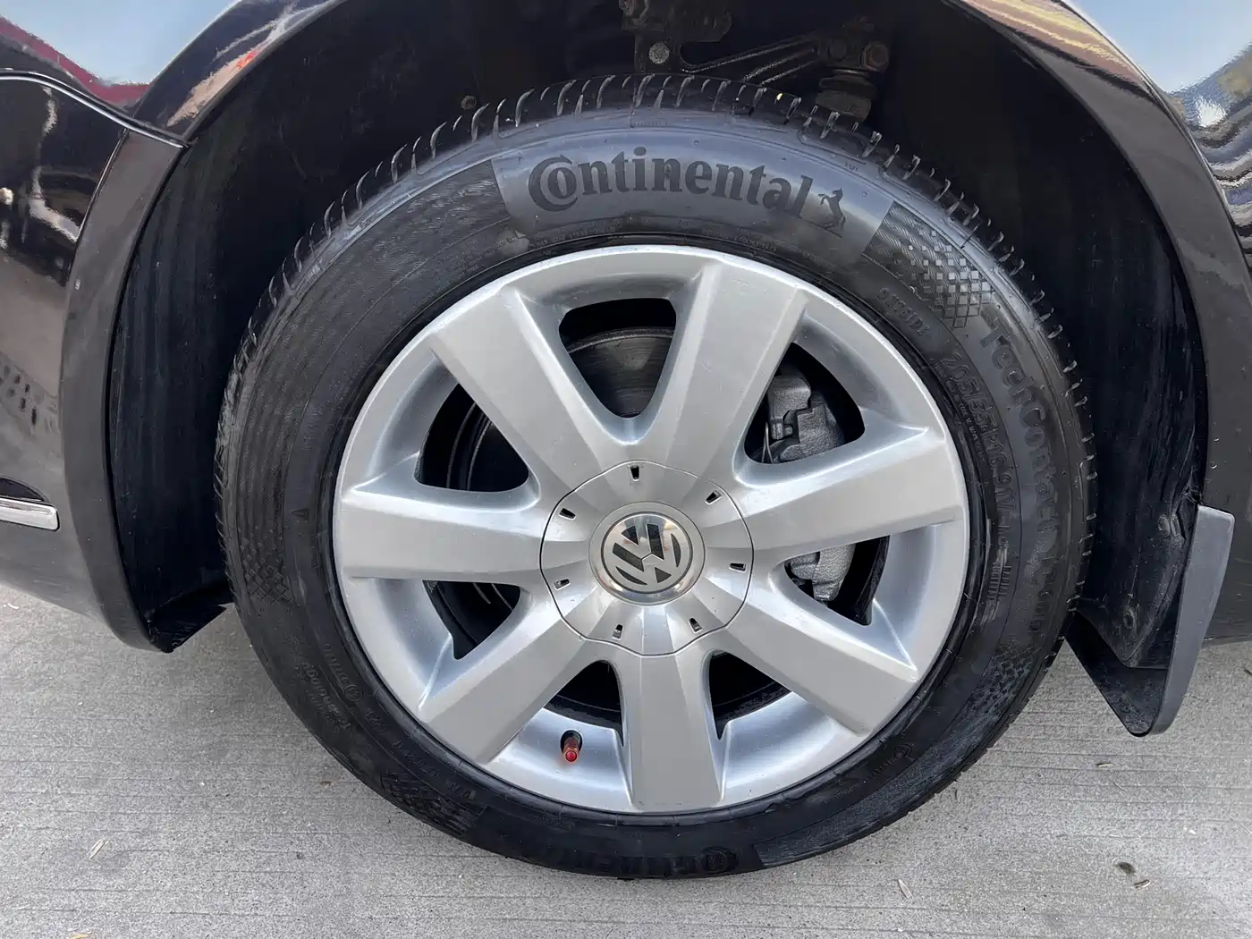 Volkswagen Passat Lingyu 2009 2.0L MFI Manual Premium фото 4