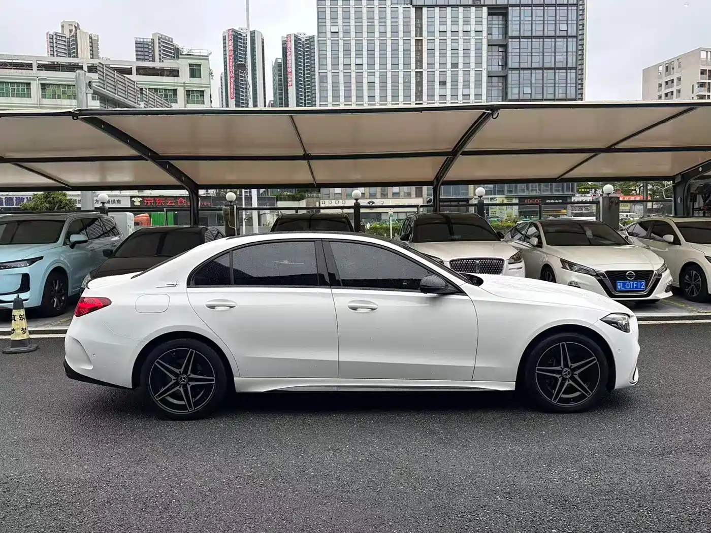Mercedes-Benz C-Class 2023 Facelift C 260 L Night Sport Edition фото 4