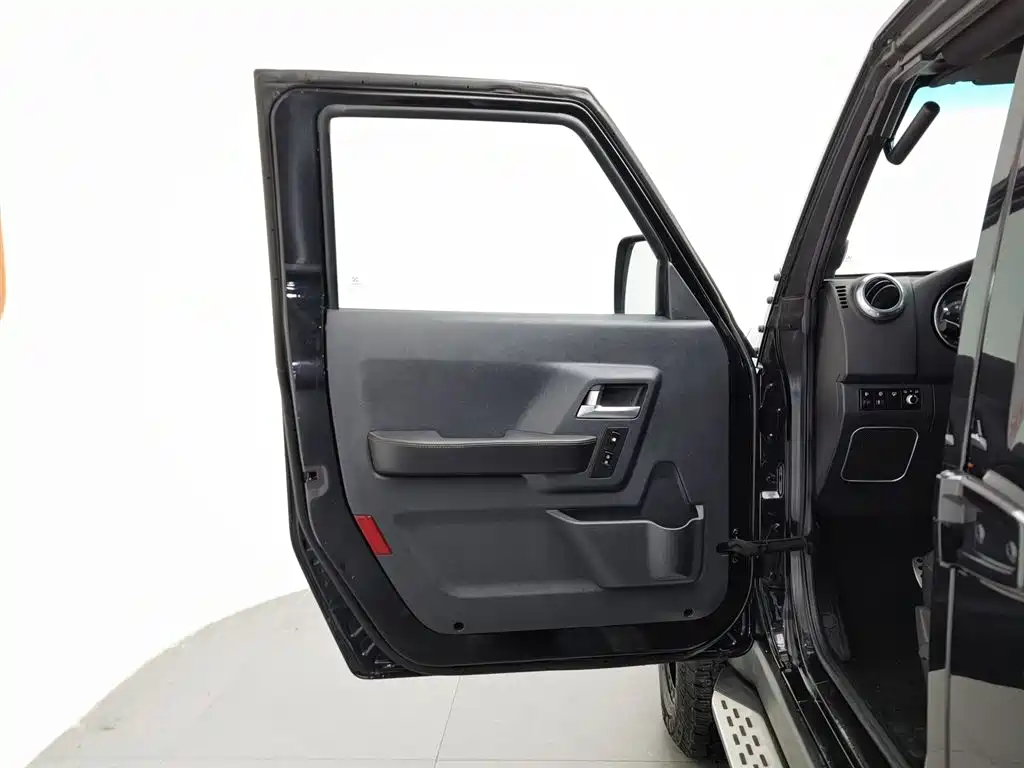 BAIC ORV Beijing Offroad BJ40 2016 Model 40L 2.3T Automatic 4WD Exclusive фото 8