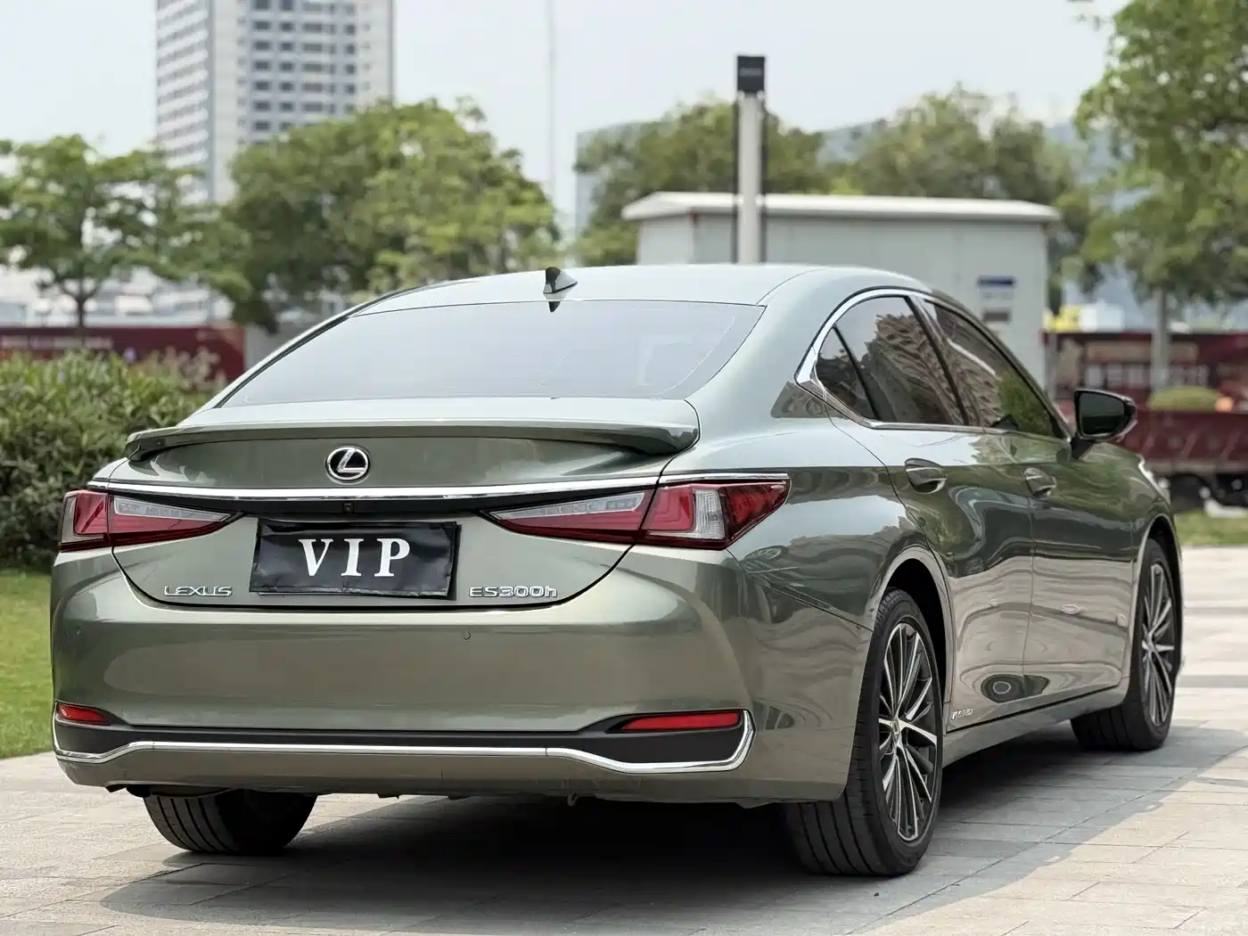 Lexus ES 2021 300h Luxury Edition фото 5