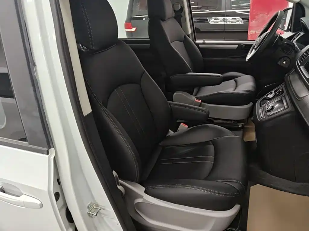 Maxus G10 2022 2022 2.0T Auto Smart Edition Petrol 7-Seater