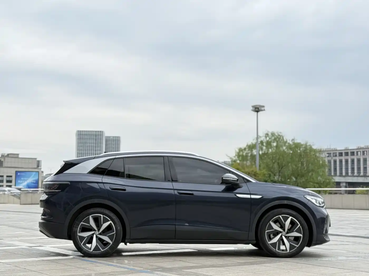 VOLKSWAGEN ID.4 CROZZ