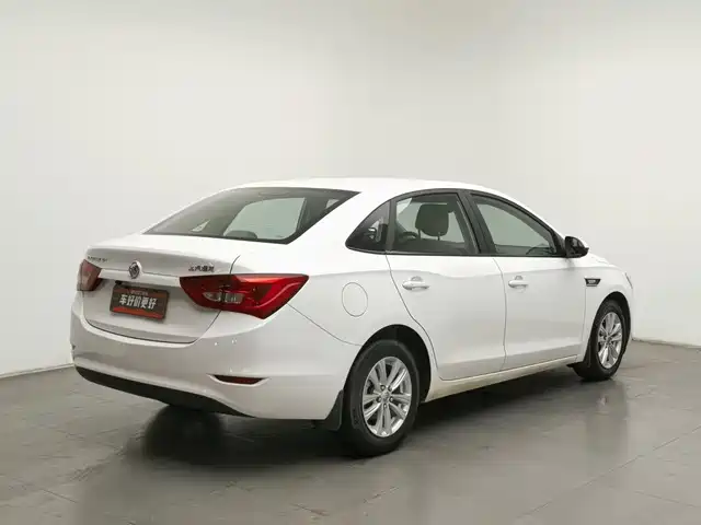 Buick Excelle 2017 15N Automatic Progressive — фото 2
