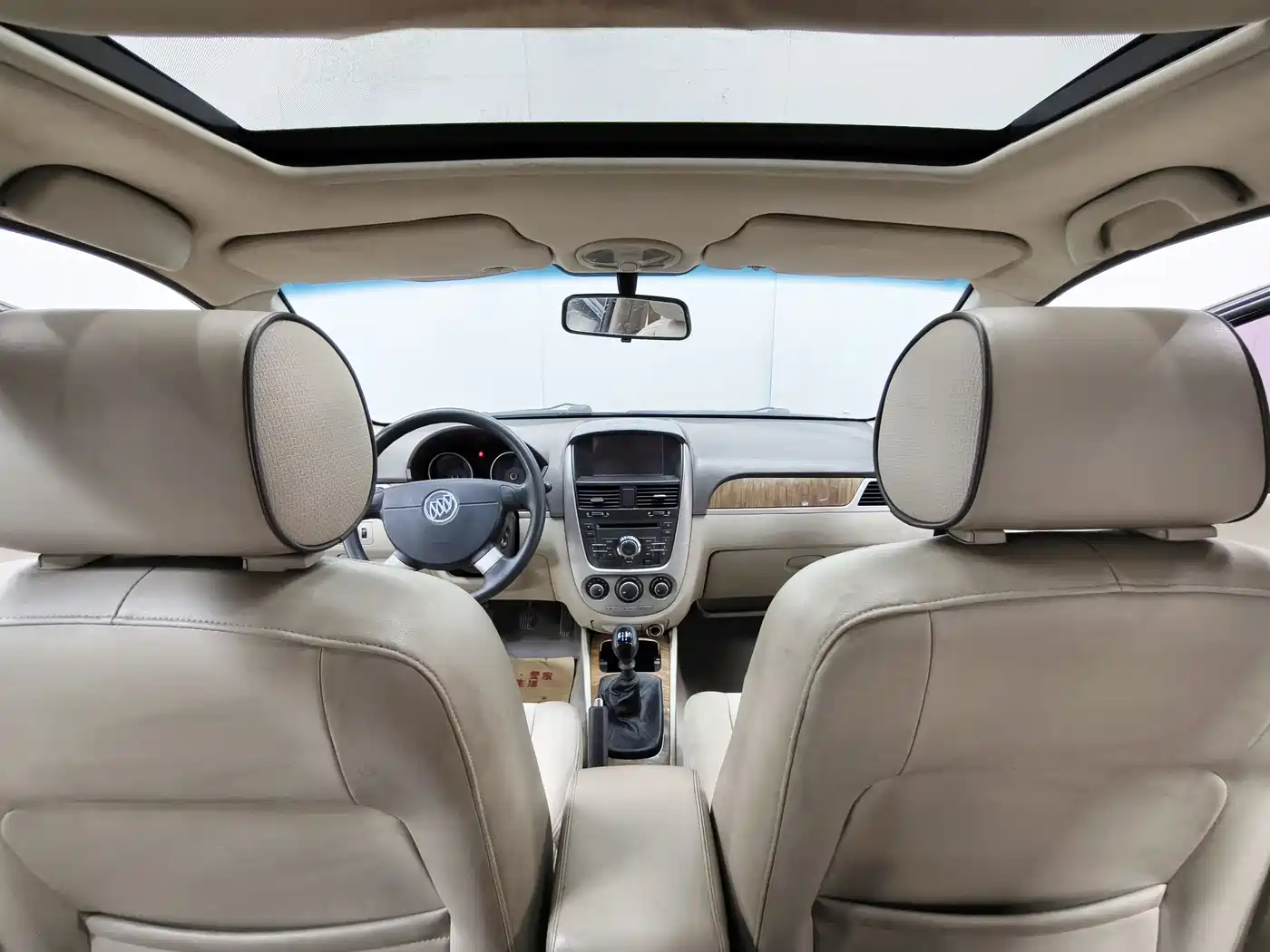Buick Excelle 2015 1.5L Manual Classic фото 10