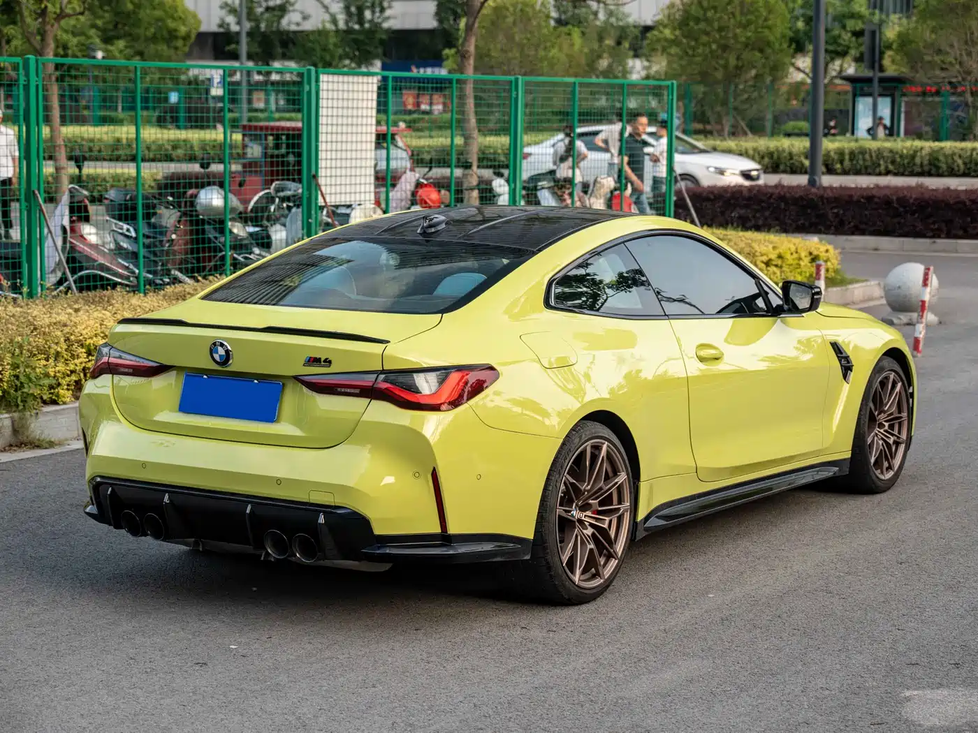 BMW M4 2021 M4 Coupe M xDrive Thunder Edition фото 6