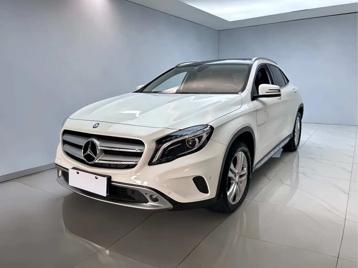 Mercedes-Benz GLA 2016 GLA 200 Dynamic