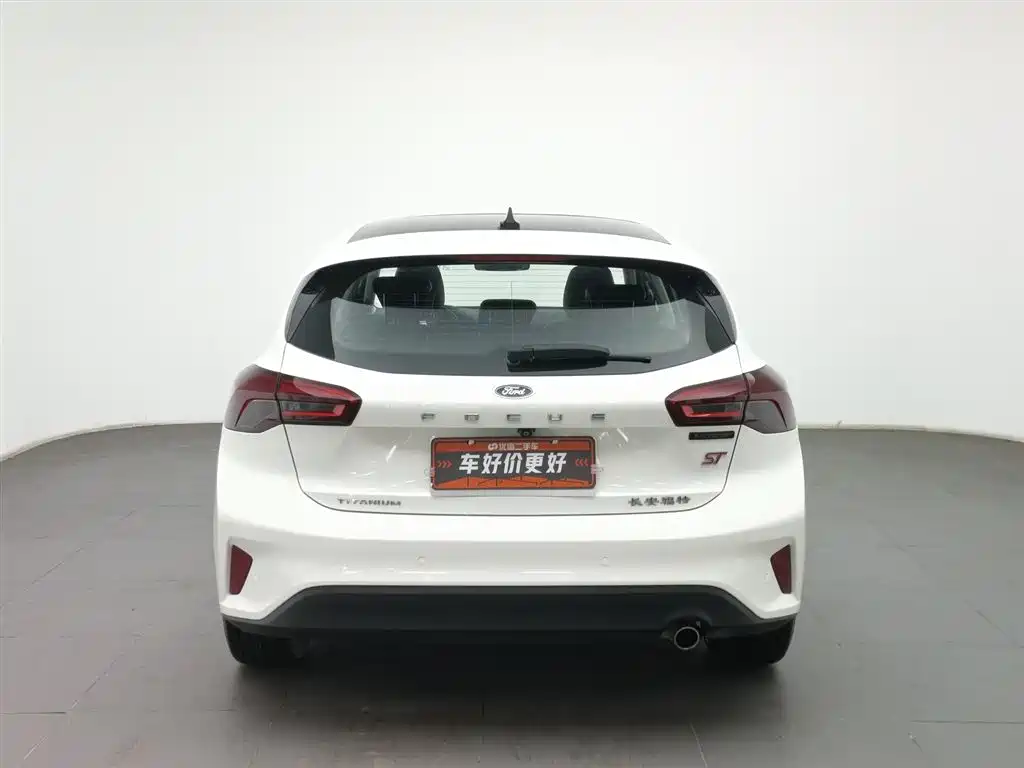FORD FOX