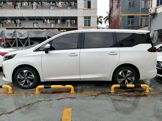 GAC Trumpchi Trumpchi M6 2023 PRO 270T DCT Luxury Edition — фото 5