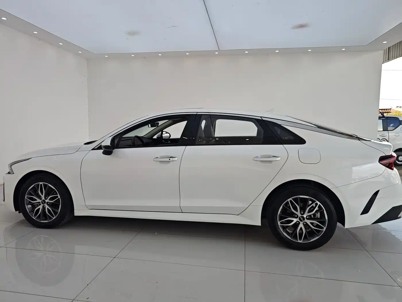 Kia K5 2025 2025 1.5T Luxury Edition