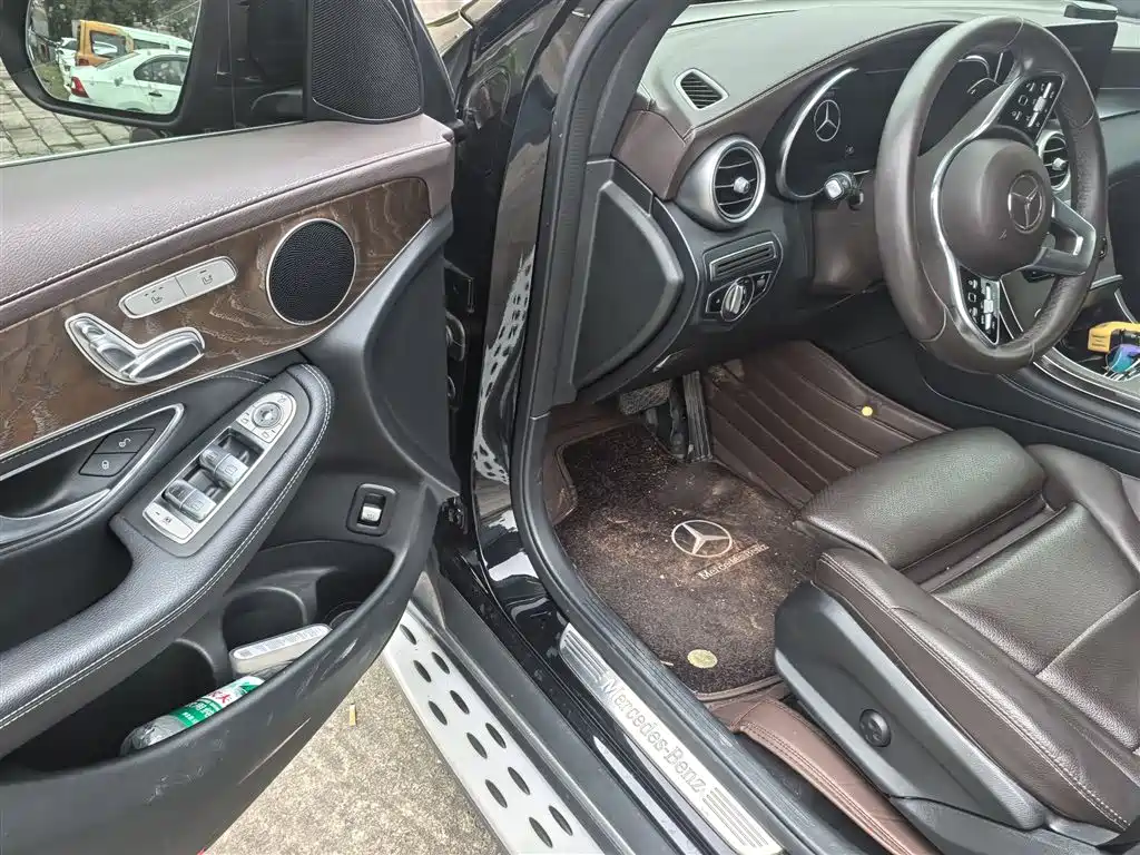 Mercedes-Benz GLC 2020 GLC 260 L 4MATIC Luxury фото 18