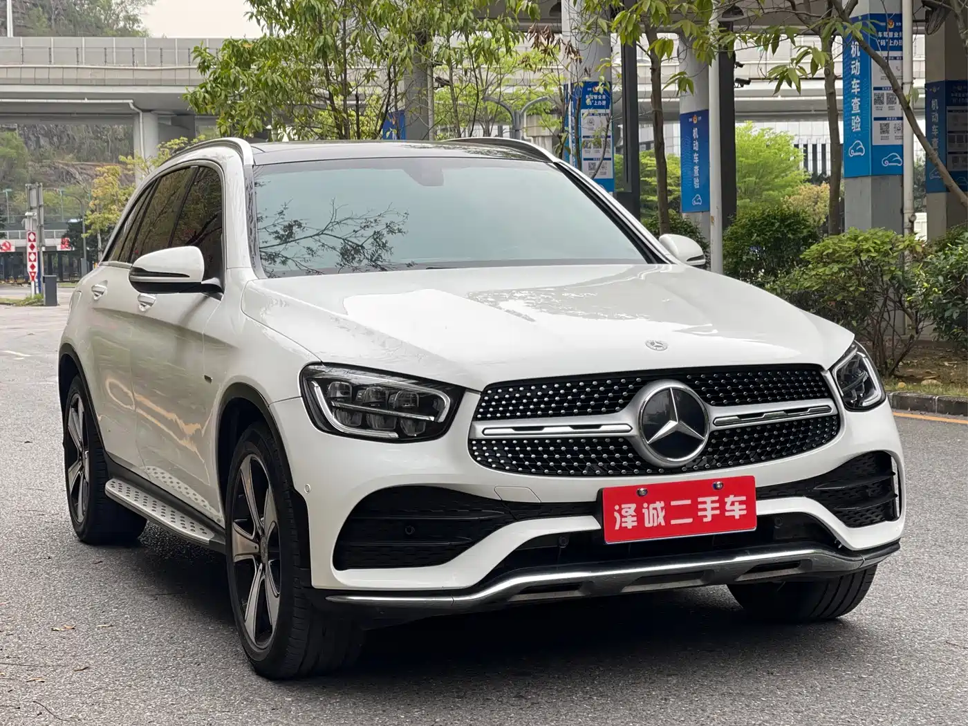 Mercedes-Benz GLC 2022 GLC 300 L 4MATIC Dynamic Collector's Edition фото 3